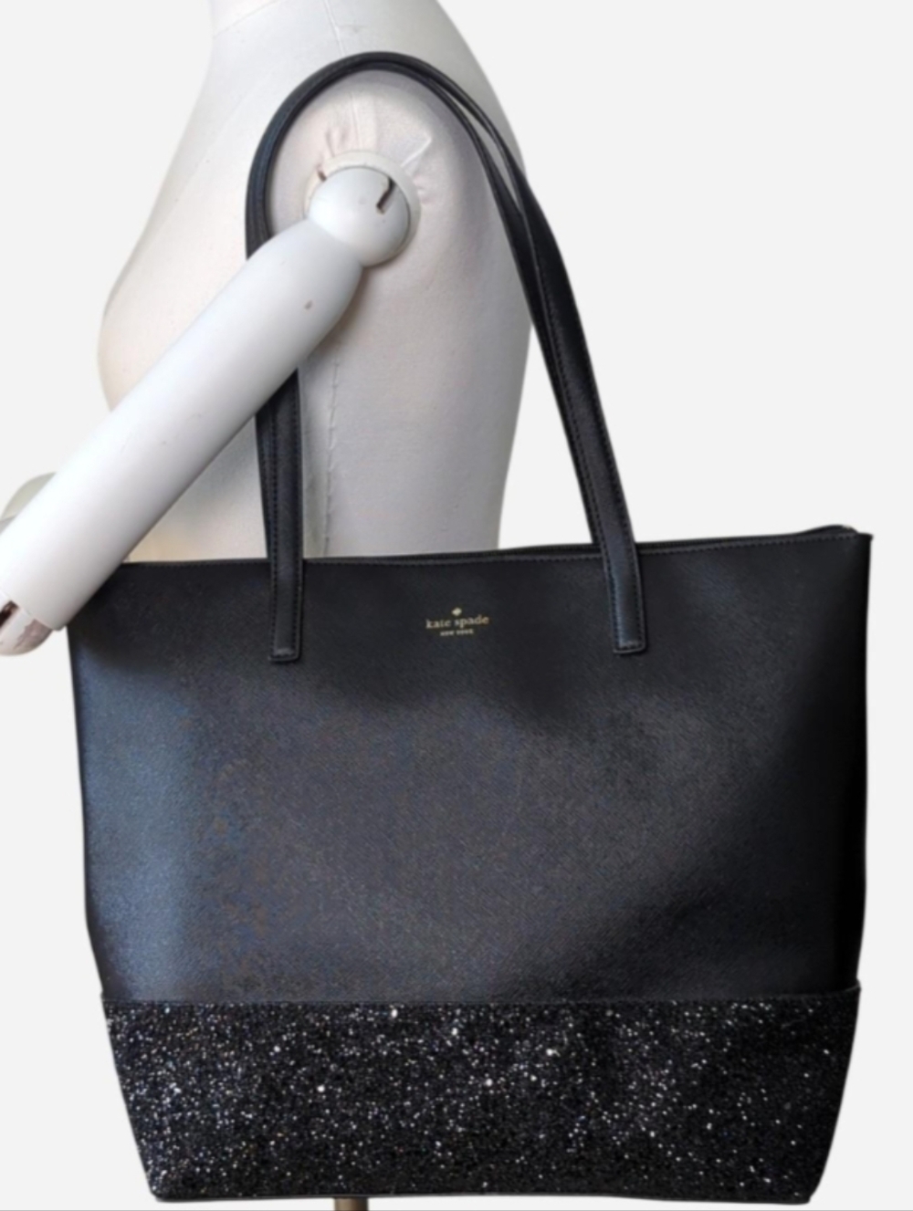 Kate Spade New York Greta Court Penny‎ Glitter Tote Bagblack sparkle bottom tote